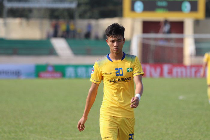 Phan Văn Đức trong màu áo SLNA. Phan Văn Đức trong màu áo SLNA.