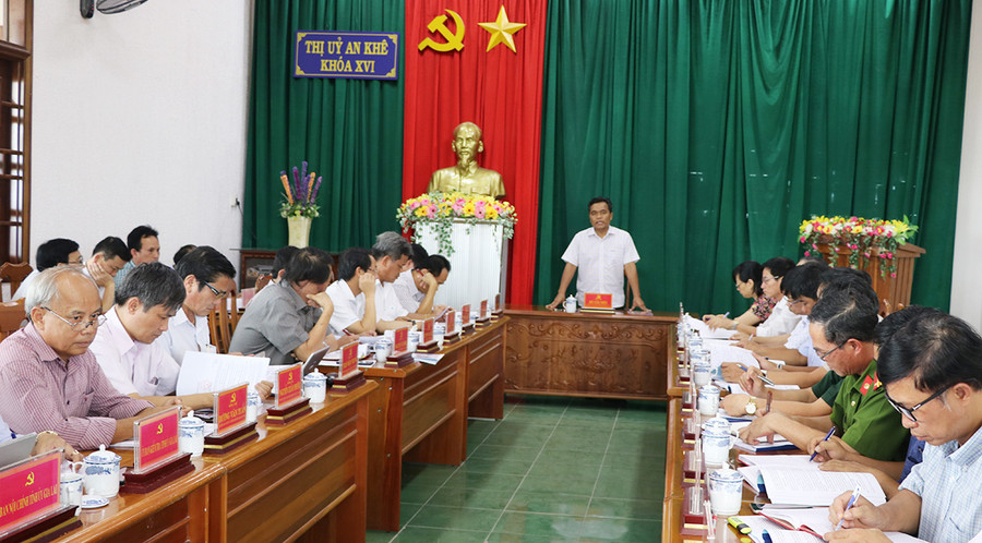 Bí thư Tỉnh ủy Hồ Văn Niên phát biểu tại buổi làm việc. Ảnh: N.M Bí thư Tỉnh ủy Hồ Văn Niên phát biểu tại buổi làm việc. Ảnh: N.M