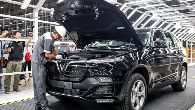 Giảm 50% phí trước bạ khi mua ôtô được nhiều người ủng hộ. Ảnh: CTV Giảm 50% phí trước bạ khi mua ôtô được nhiều người ủng hộ. Ảnh: CTV