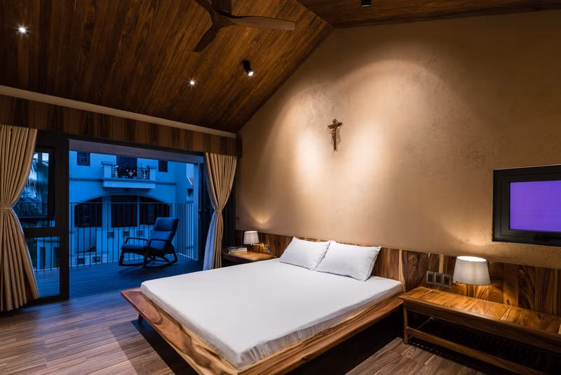 Phòng ngủ chính ấm cúng và giản đơn. Phòng ngủ chính ấm cúng và giản đơn.