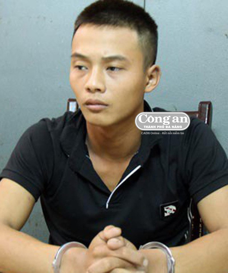 Triệu Quân Sự đang bị truy nã cấp độ “đặc biệt nguy hiểm”. Triệu Quân Sự đang bị truy nã cấp độ “đặc biệt nguy hiểm”.