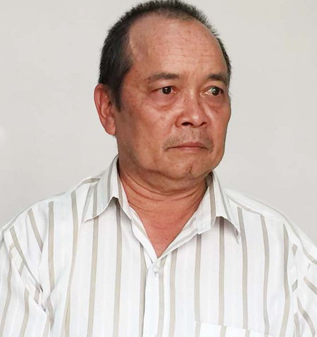  Ông Đỗ Văn Huệ - nguyên cán bộ Đội thuế số 2, Chi cục Thuế huyện Phù Mỹ phạm tội tham ô tài sản.