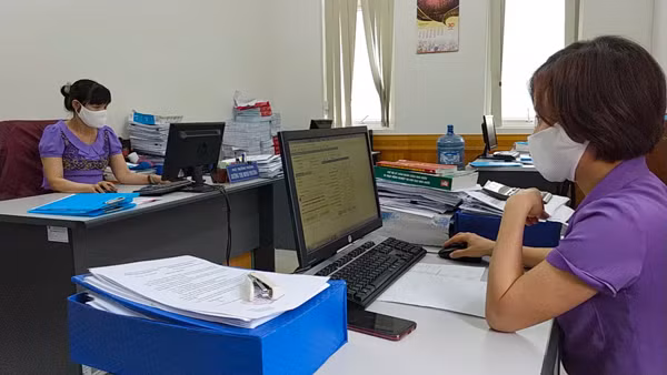 Đến năm 2020, Kho bạc Nhà nước đẩy mạnh ứng dụng công nghệ thông tin hiện đại vào quy trình kiểm soát chi nhằm nâng cao tính minh bạch. Ảnh: S.C