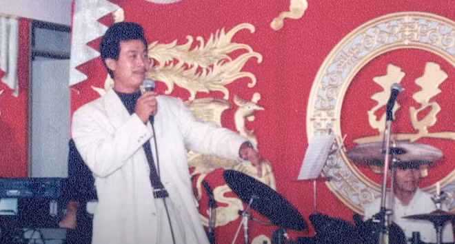 Vân Sơn trở thành MC đám cưới sau thời gian bôn ba nhiều nghề khác nhau ẢNH: CHỤP MÀN HÌNH