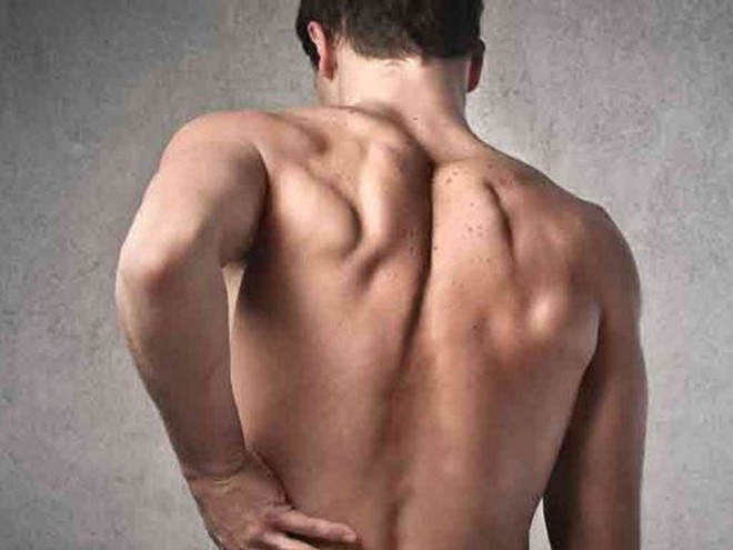 Cảm thấy đau nhói ở một vị trí nào đó trên cơ thể mỗi khi tập gym thì hãy ngừng tập ngay ẢNH MINH HỌA: SHUTTERSTOCK Cảm thấy đau nhói ở một vị trí nào đó trên cơ thể mỗi khi tập gym thì hãy ngừng tập ngay ẢNH MINH HỌA: SHUTTERSTOCK