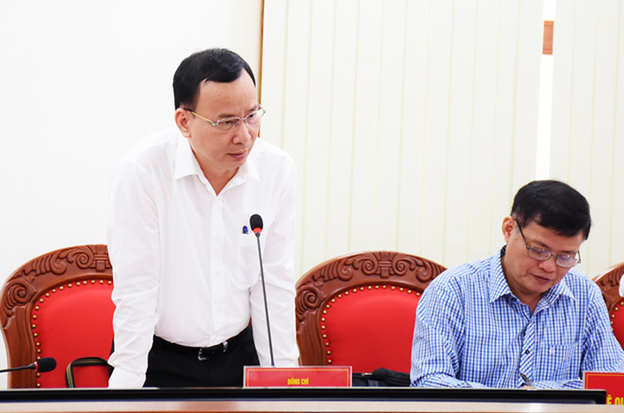  Phó Trưởng ban Dân vận Trung ương Nguyễn Lam phát biểu tại buổi làm việc. Ảnh: M.N