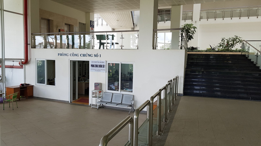 Văn phòng công chứng số 1, nơi anh Luận làm việc.