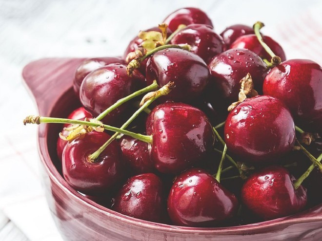 Anh đào giàu chất xơ và vitamin C, có thể giúp giảm căng thẳng ẢNH MINH HỌA: SHUTTERSTOCK