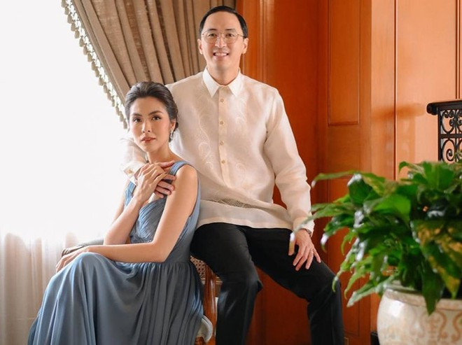 Vợ chồng Hà Tăng khiến công chúng ngưỡng mộ bởi tài sắc vẹn toàn ẢNH: FBNV