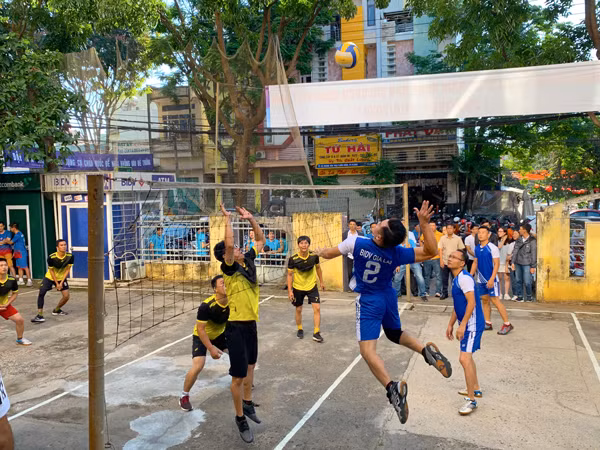 Các vận động viên đã đem đến cho khán giả những pha bóng đẹp mắt. Ảnh: P.V