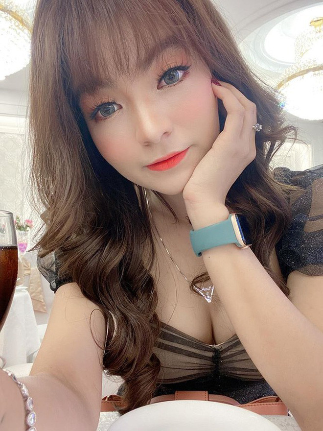 Bạn gái Mạc Văn Khoa từng tiết lộ chuyện cả hai sẽ tổ chức đám cưới vào cuối năm nay 2020.