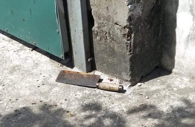 Con dao Luận chặt đứt tay của Tuấn ẢNH THANH HIỀN