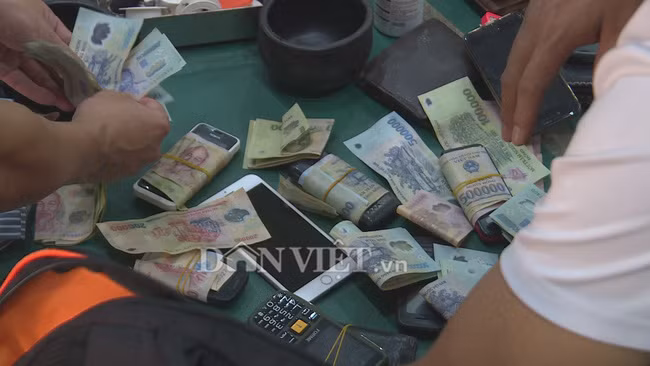 Tang vật được công an thu giữ.