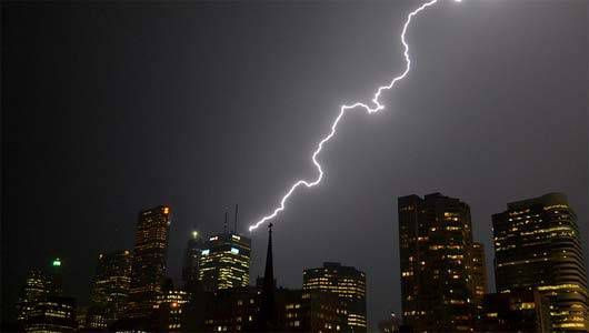 Tia sét đơn. Ảnh minh họa: Flickr