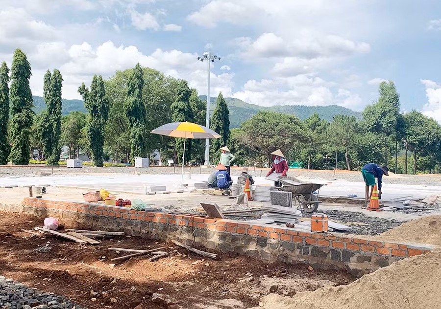 Dự án Mở rộng, nâng cấp Quảng trường thị trấn Phú Hòa (huyện Chư Pah)