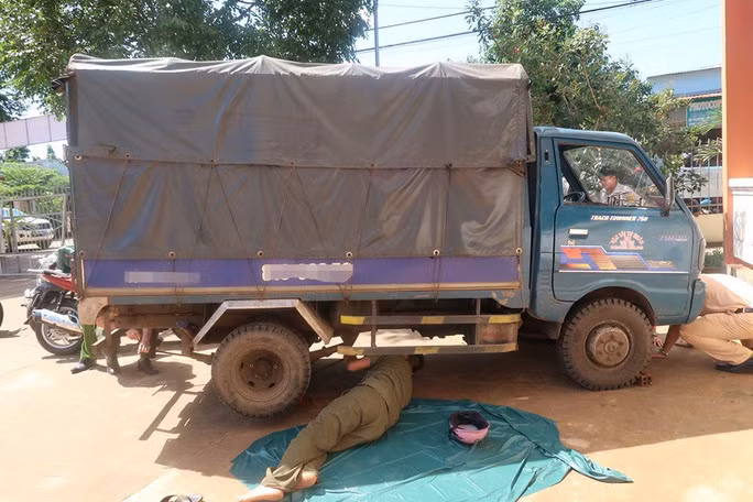 Cơ quan chức năng dựng lại hiện trường vụ tai nạn