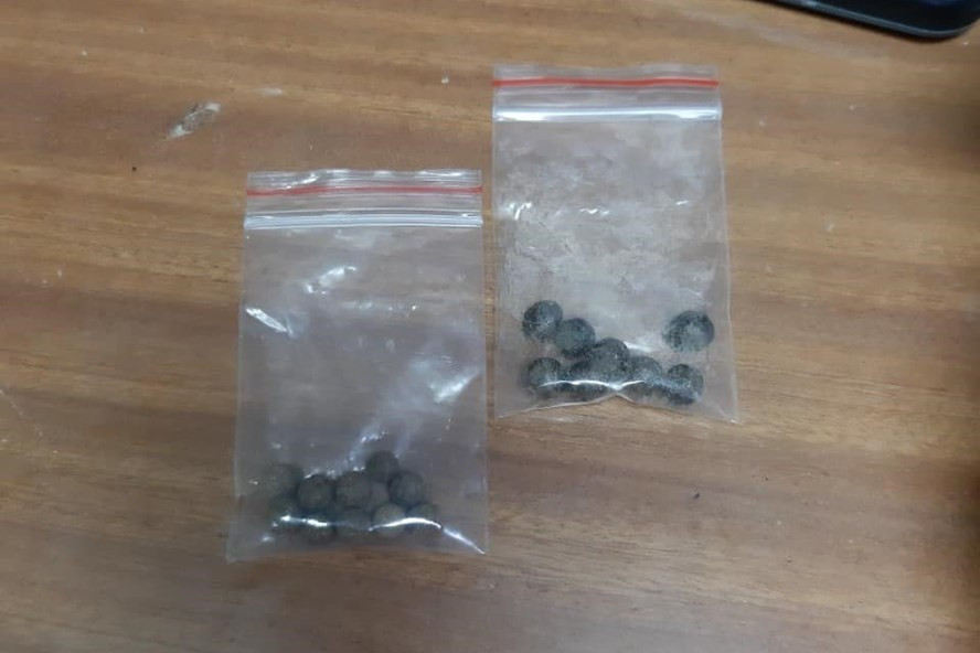 Thuốc nam bệnh nhi sử dụng khiến bệnh tình nặng hơn. Ảnh: Khánh Chi