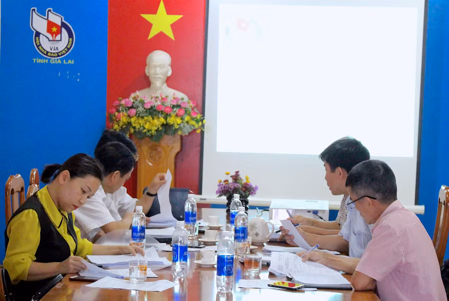 Quang cảnh vòng chấm chung khảo. Ảnh: Mộc Trà