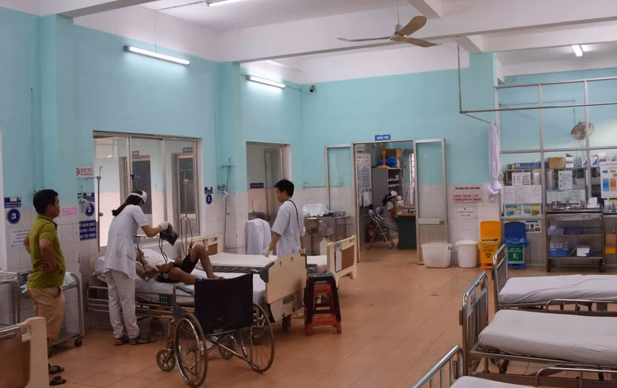 Khoa Cấp cứu Bệnh viện Đa khoa tỉnh nơi xảy ra vụ việc. Ảnh: Văn Ngọc 