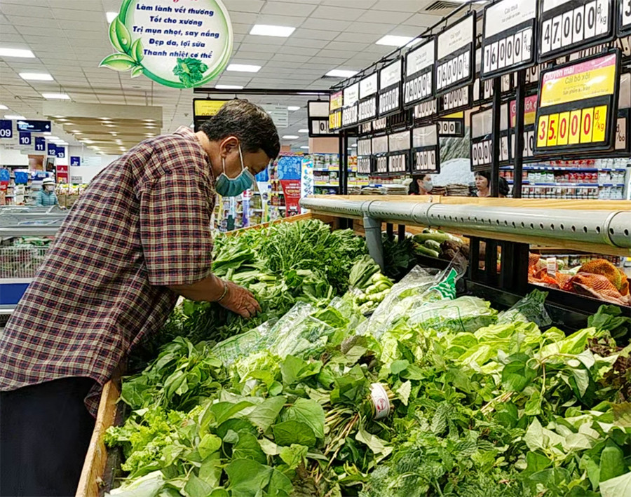  Siêu thị Co.op Mart Pleiku ủng hộ đưa hàng nông sản, đặc sản địa phương vào phân phối bán lẻ. Ảnh: S.C