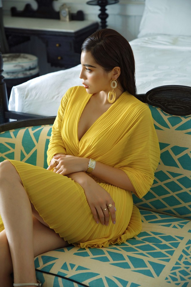 Dường như những chiếc đầm tôn triệt để vòng một là phong cách yêu thích của Hoa hậu Việt Nam 2014 Dường như những chiếc đầm tôn triệt để vòng một là phong cách yêu thích của Hoa hậu Việt Nam 2014