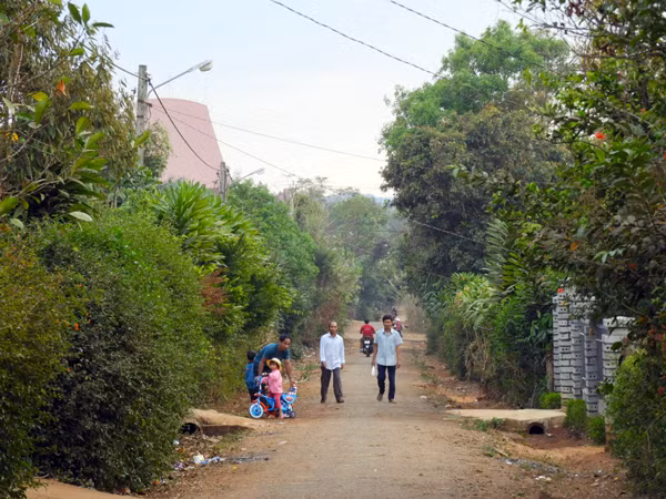 Quang cảnh làng Nha Prông. Ảnh: T.N