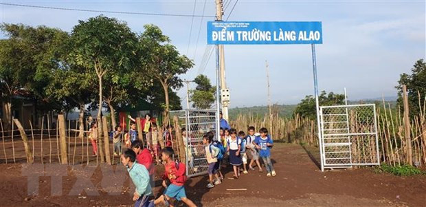 Điểm trường Alao, xã Lơ Pang, huyện Mang Yang (Gia Lai). (Ảnh: Hồng Điệp/TTXVN)  Điểm trường Alao, xã Lơ Pang, huyện Mang Yang (Gia Lai). (Ảnh: Hồng Điệp/TTXVN)