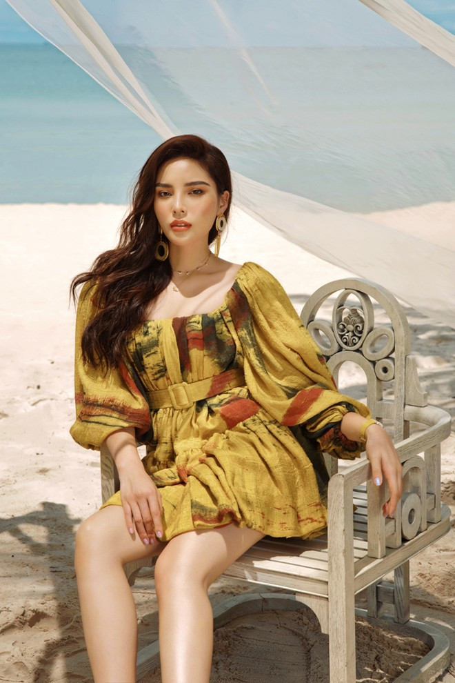 Kỳ Duyên được khen đẹp hơn nhiều từ những trang phục đơn giản Kỳ Duyên được khen đẹp hơn nhiều từ những trang phục đơn giản