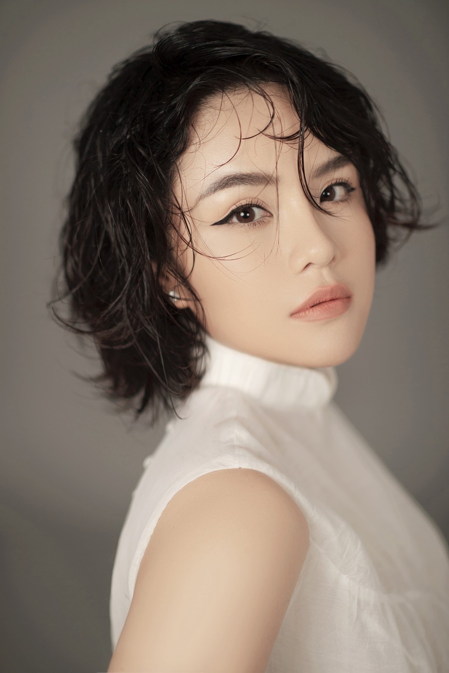 Nữ ca sĩ cover các bài hát của đàn chị Phương Thanh, Mỹ Tâm, Trần Thu Hà.