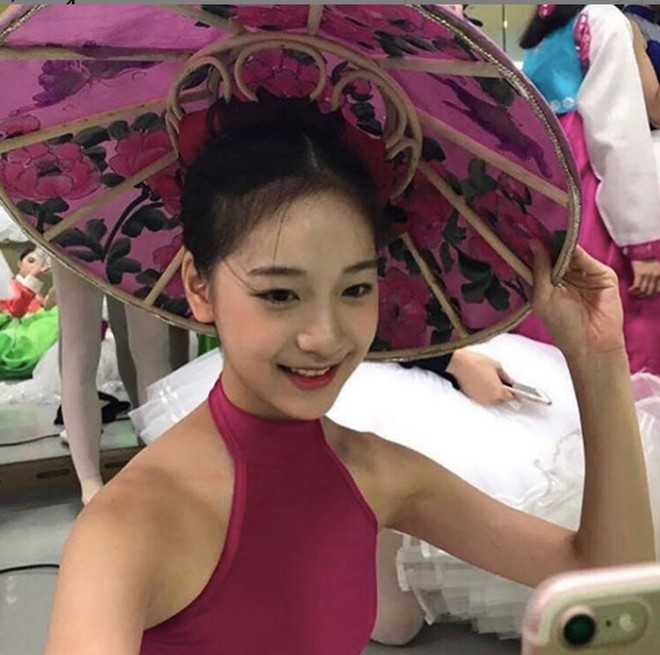 Jo Seung Hee cũng được nhận xét có gương mặt khá giống Seo Ye Ji - nữ diễn viên nổi danh qua các phim như Người cha tuyệt vời, Luật sư vô pháp... ẢNH: INSTAGRAM NV