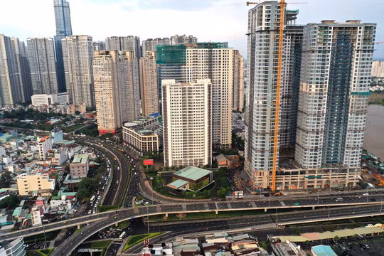 Năm 2020 đất nền khan hiếm, căn hộ hạng sang tăng mạnh.