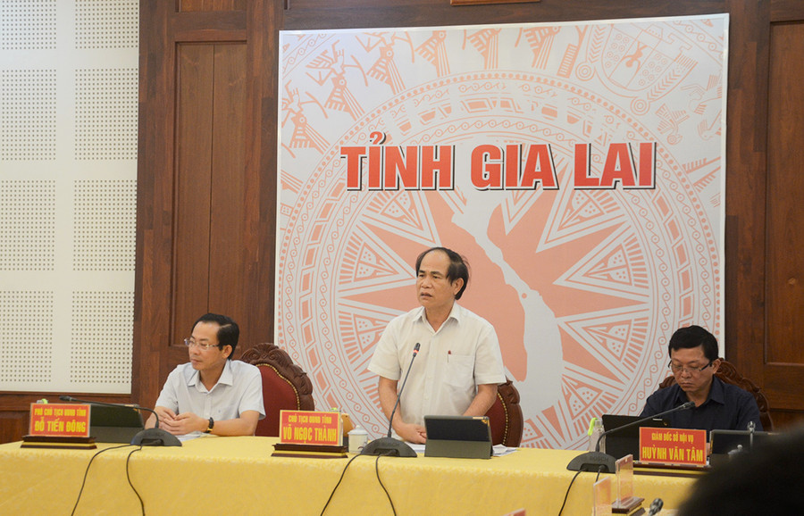 Chủ tịch UBND tỉnh Võ Ngọc Thành phát biểu tại Hội nghị. Ảnh: Phương Linh