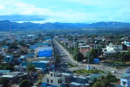 Một góc TP. Kon Tum. Một góc TP. Kon Tum.