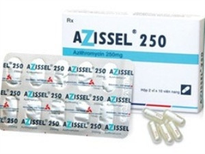 Thuốc Azissel 250 do Công ty Roussel Việt Nam sản xuất bị đình chỉ.