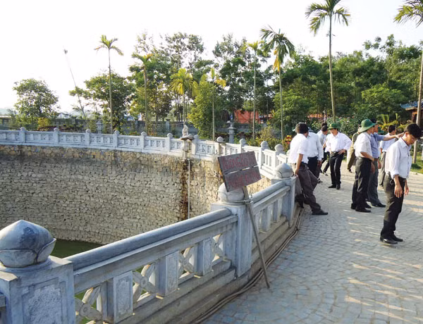 Giếng cổ Tây Sơn. Ảnh: B.Q.V