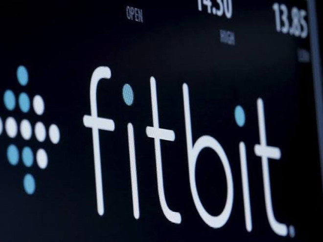 Thiết bị theo dõi sức khỏe đeo tay -Ảnh: Reuters 