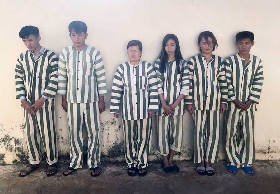  Nhóm đối tượng móc túi bị Công an huyện Đak Đoa bắt giữ. Ảnh: V.N