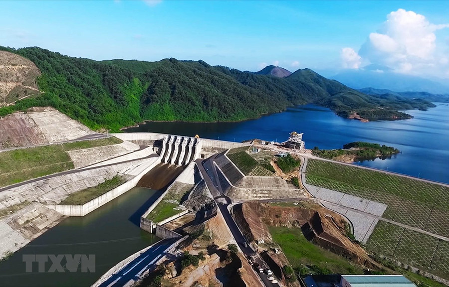 Hồ chứa nước Tả Trạch nằm ở phía thượng nguồn sông Hương, Thừa Thiên-Huế. (Ảnh: Hồ Cầu/TTXVN)