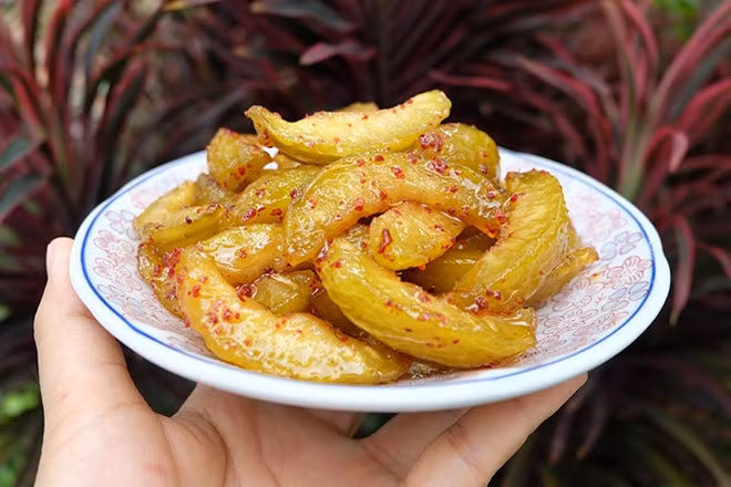 Mứt từ trái cóc Việt Nam - Ảnh: Giang Vũ