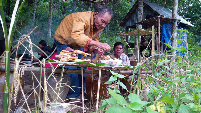 Lễ cúng lúa mới của người Bah Nar ở Tây Nguyên
