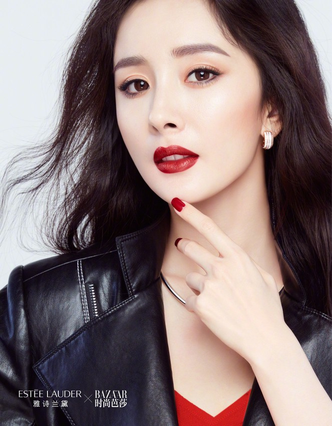 Thêm vào đó, dù giá trị thương mại của Dương Mịch luôn ở mức cao chót vót, nghĩa là cô nàng vô cùng đắt sô quảng cáo với giá rất cao, nhưng gần đây vị trí 