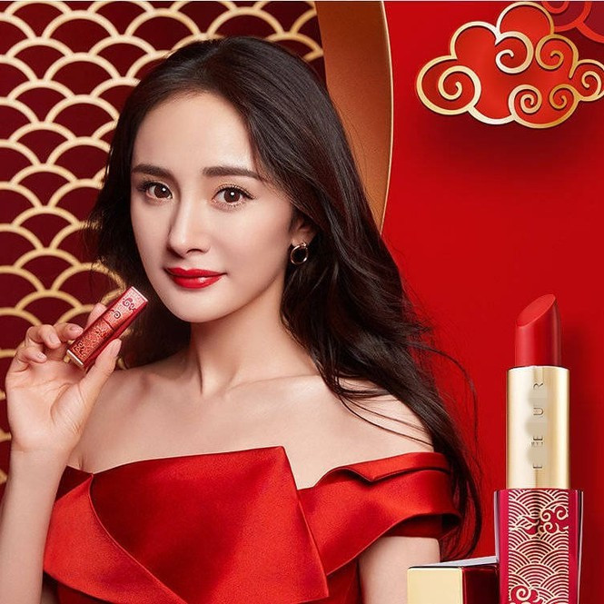 Dương Mịch trẻ trung với nhan sắc 