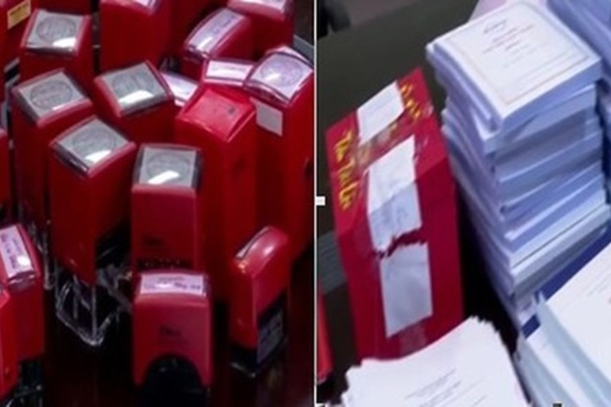 Tang vật bị cảnh sát thu giữ. Ảnh: Q.T.