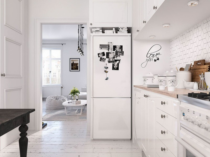 Những bức ảnh ghép trên tủ lạnh mang đến cảm giác gần gũi. Những bức ảnh ghép trên tủ lạnh mang đến cảm giác gần gũi.