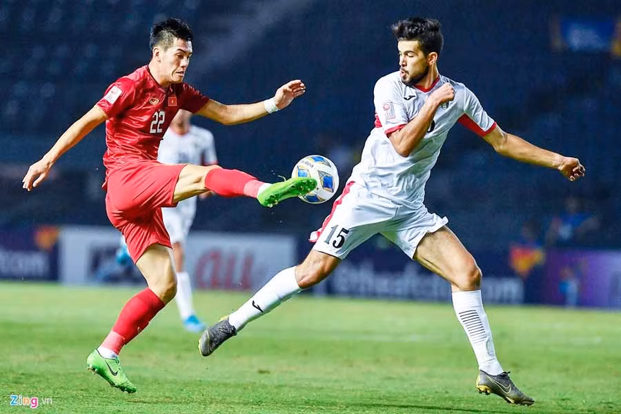  Để đi tiếp vào vòng tứ kết, U23 Việt Nam (bìa trái) bắt buộc phải thắng U23 Triều Tiên và đợi kết quả trận UAE gặp Jordan. Ảnh internet