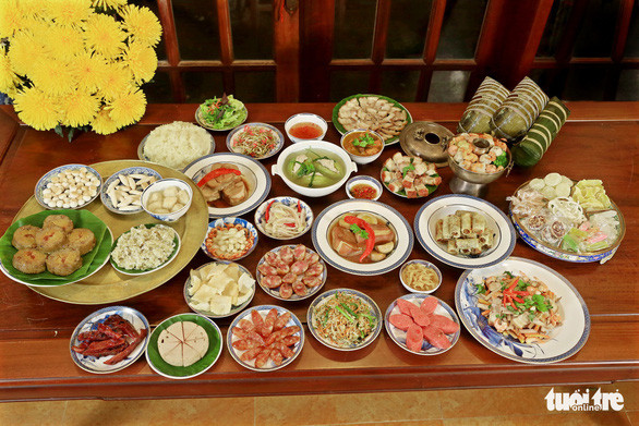  Mâm cơm cúng ông bà ngày tết của người miền Nam do nghệ nhân ẩm thực Hồ Thị Hoàng Anh thực hiện - Ảnh: NVCC
