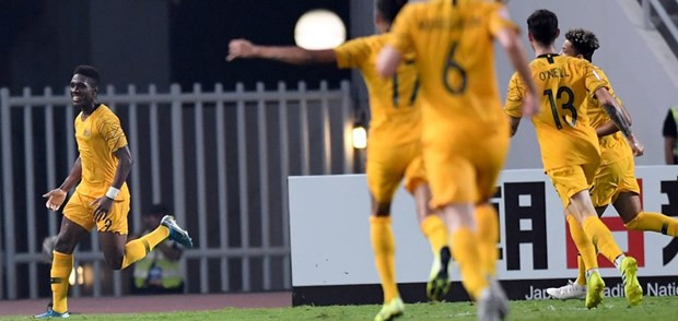 Niềm vui của Australia sau khi Al Hassan Toure lập công. (Nguồn: AFC)