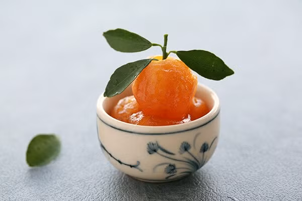  Mứt cam quật tinh tế - Ảnh: Giang Vũ