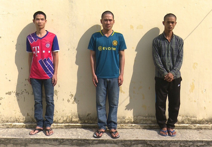 Tài, Minh và Linh (từ phải sang) tại Cơ quan CSĐT. Ảnh: Nguyễn Đệ Tài, Minh và Linh (từ phải sang) tại Cơ quan CSĐT. Ảnh: Nguyễn Đệ