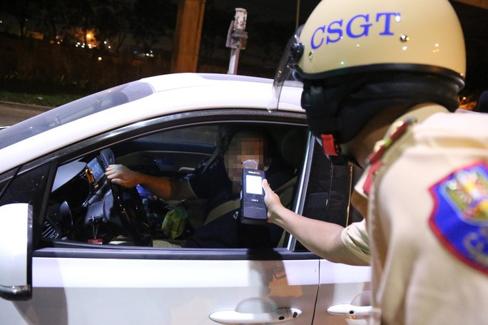 Thượng tôn pháp luật không phải ở mức phạt nặng hay nhẹ, mà là ở tính nghiêm túc của những người thực thi. (ảnh internet)